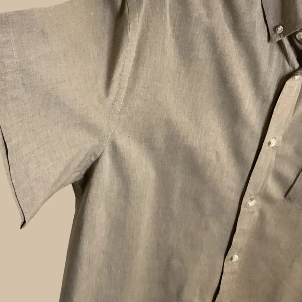 Men’s Banana Republic Button Down Taupe Slim Fit Short Sleeve Shirt Sz.L NWOT
